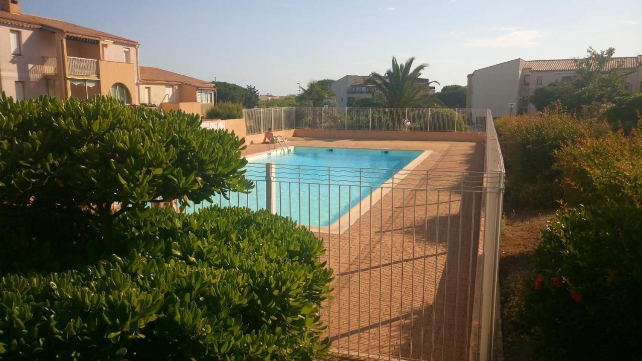 Lara 3 - T2 Loggia Piscine 2 Lits Doubles Parking Pres Du Centre-Port Et Ile Loisirs Apartamento Agde Exterior foto